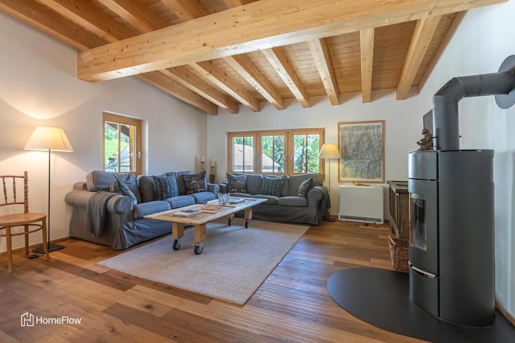 Comfortable Apartment For 4-8 Persons Near Zermatt Tasch Exterior photo